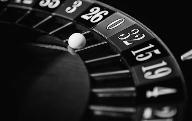 Slot game interface on autotogel login Togel Market, showing leaderboard rankings and tournament progress